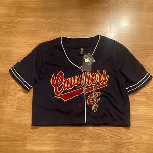 NWT NBA Cleveland Cavaliers Sz Med Cropped Jersey Top